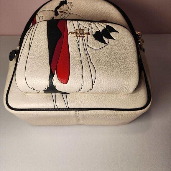 NWT Coach CC158 Disney X Coach Mini Court Backpack With Cruella Motif Ch… - Picture 6 of 6